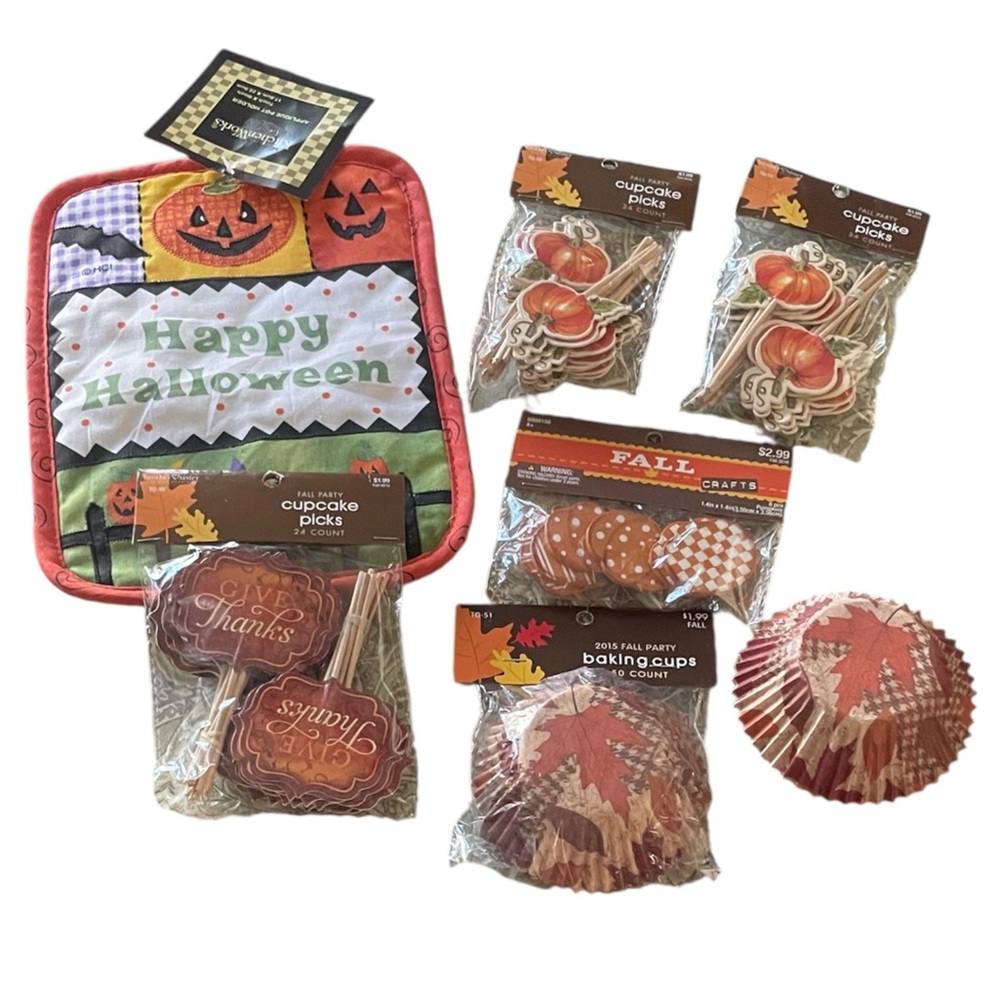 Autumn Fall Party Baking Supplies Set Cupcake Picks Baking Cups Table Decor NEW